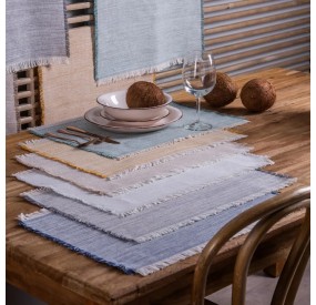 BREAKFAST PLACEMAT WITH BEIGE FRINGE 46x33cm